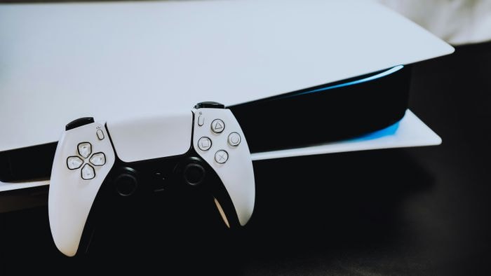 PS5 digital ou com leitor: qual é mais vantajoso em 2026?