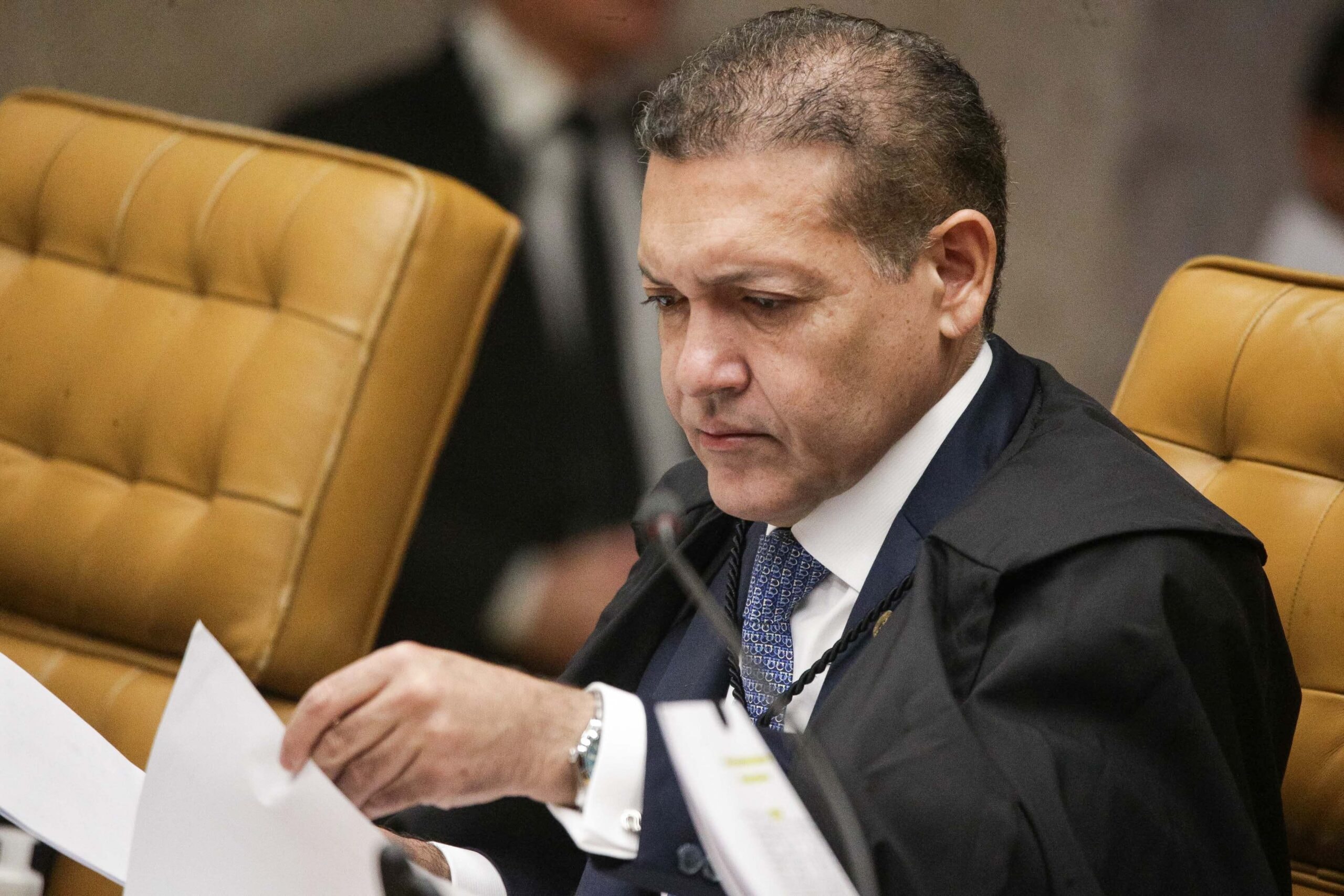 Defesa da AtlasIntel avalia levar caso de pesquisa barrada ao STF