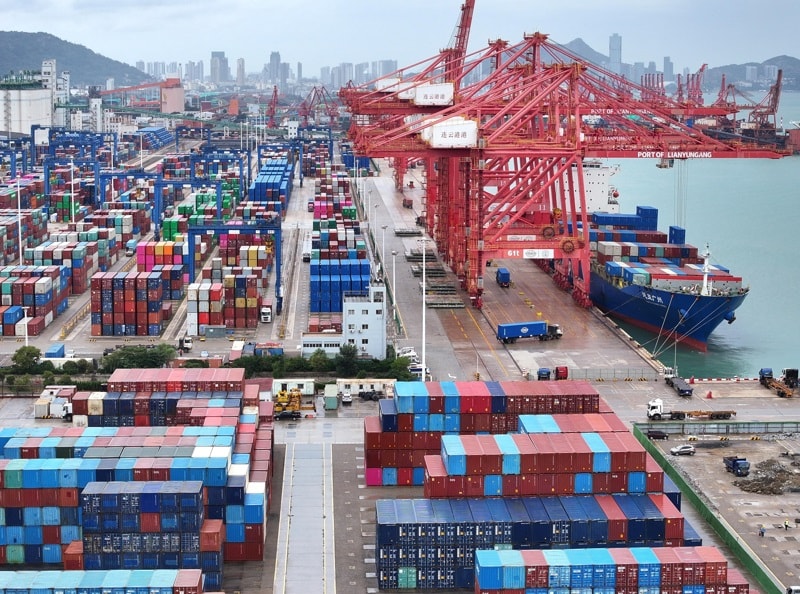 Prévia do PIB no Brasil, indústria e confiança consumidor nos EUA e mais destaques