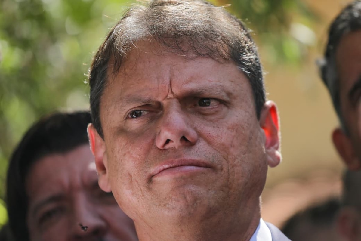Aliados de Tarcísio se unem para rebater onda de ataques de bolsonaristas