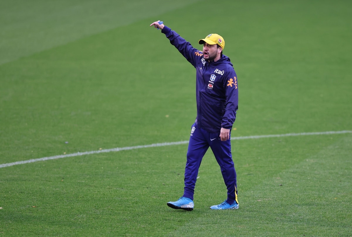 Arthur Elias faz avaliação após definição de jogos do Brasil na Copa