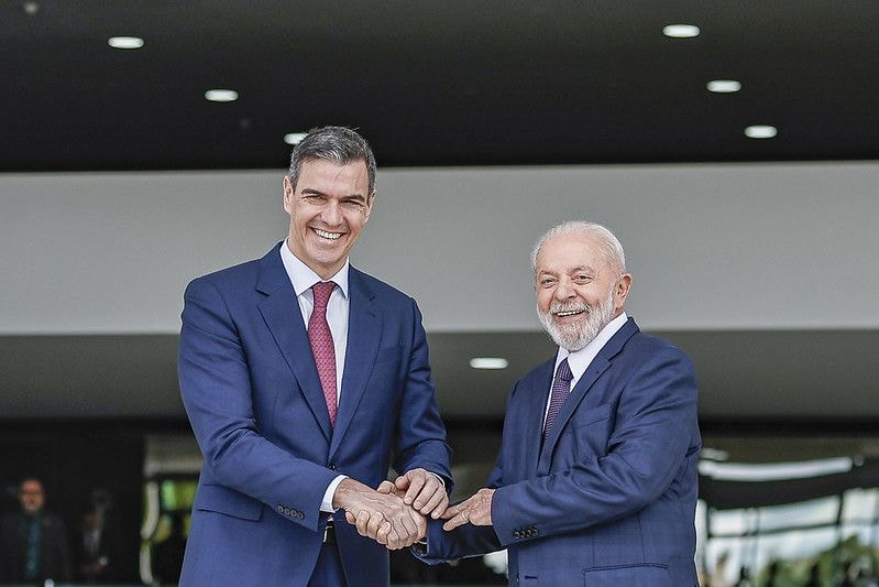 Governo Trump retira sanções contra irmão de Delcy Rodríguez