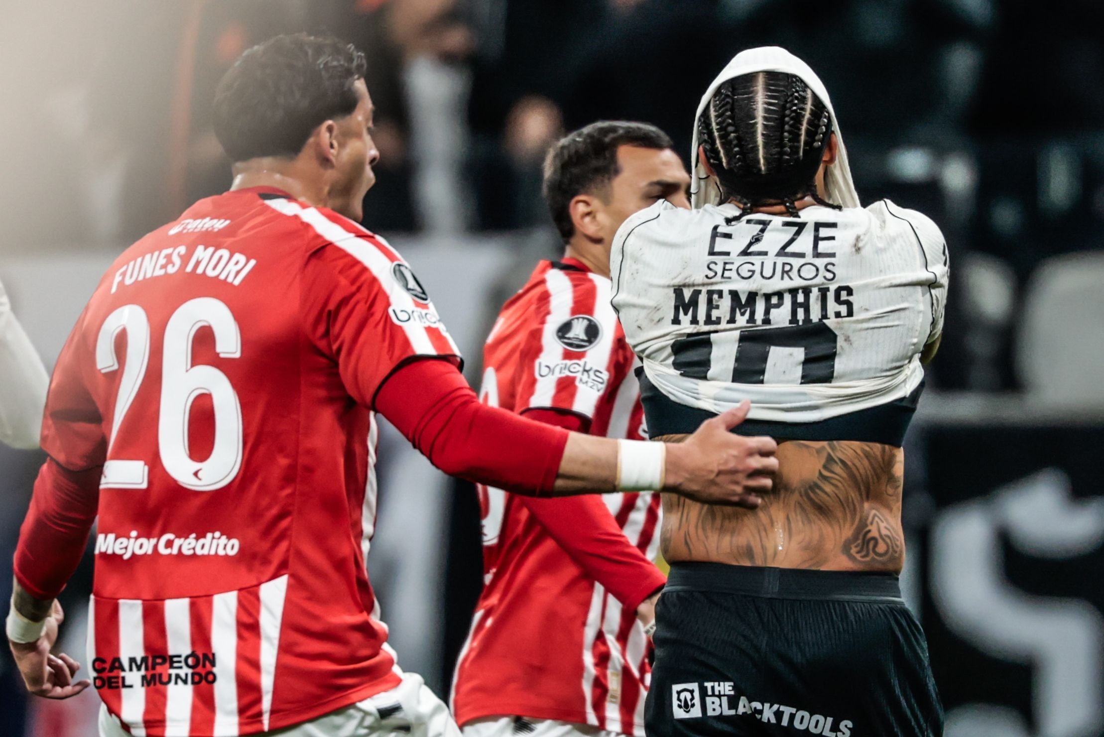Craque Neto sobre Memphis após eliminação do Corinthians: “Rescinde”