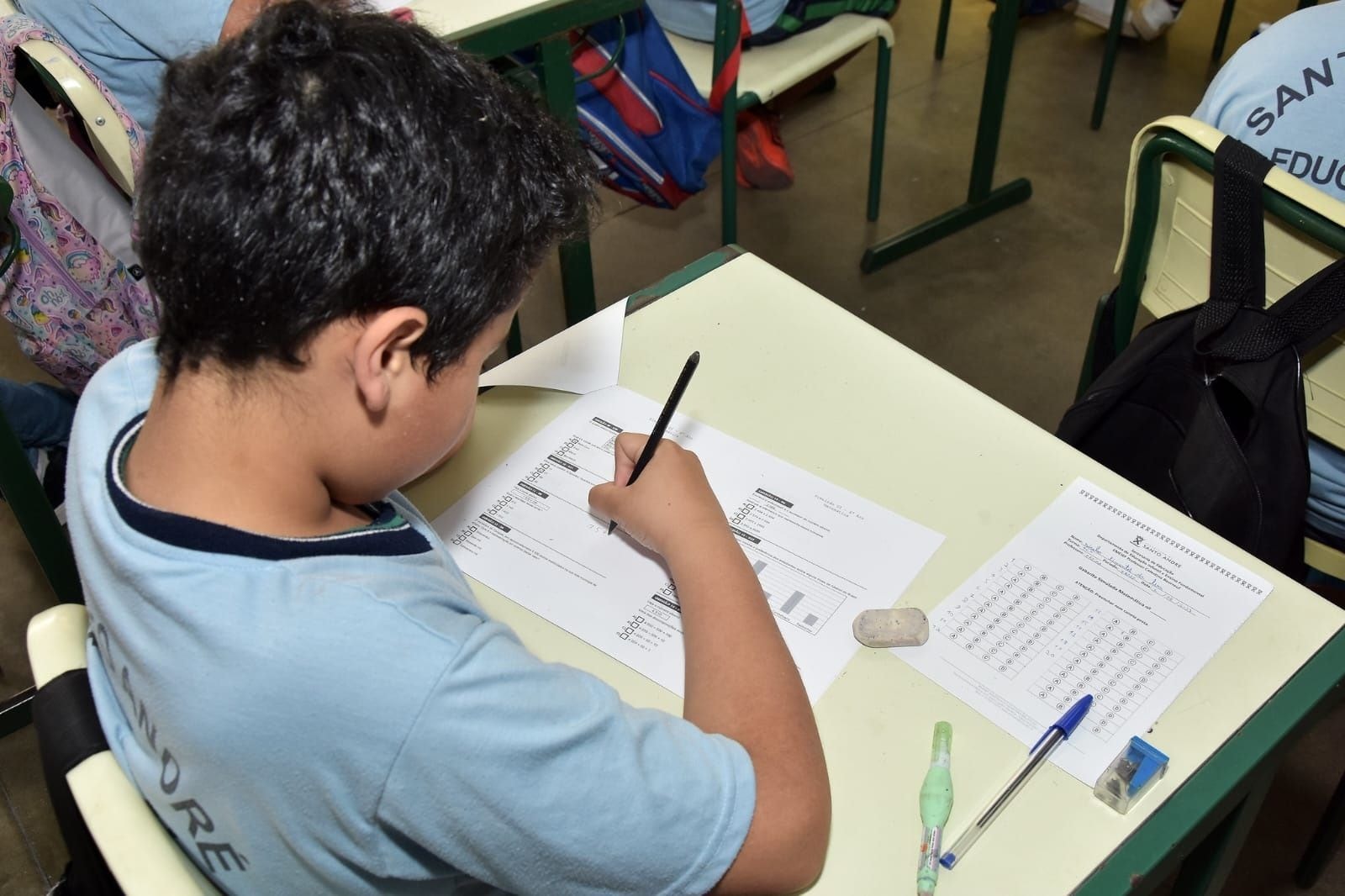 70% dos brasileiros creem ser possível alfabetizar todas as crianças