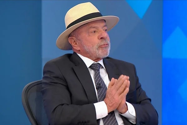 Lula ignorou Flávio Bolsonaro em sabatina do JN