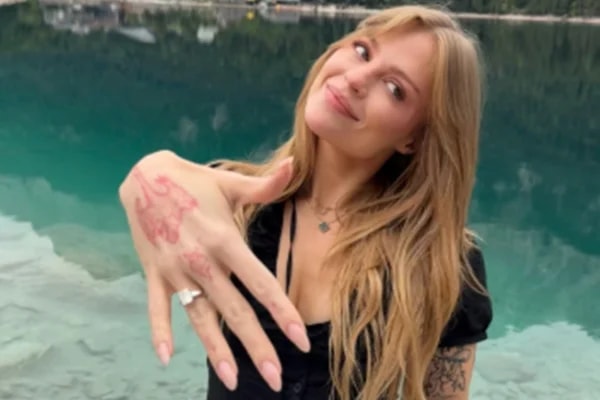 Luísa Sonza sobre amizade com Demi Lovato: "A gente sempre troca mensagem"