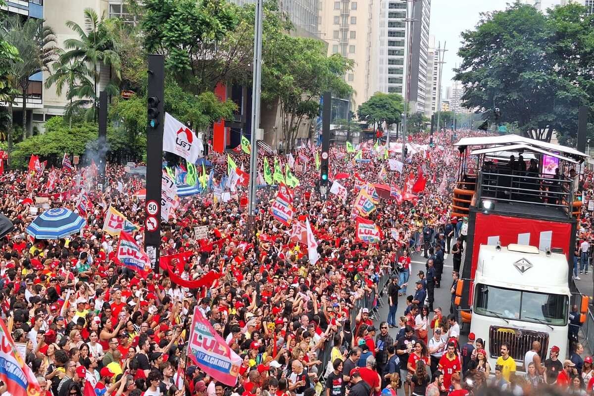 Estudantes convocam ato contra Flávio em São Paulo no domingo (1º/11)