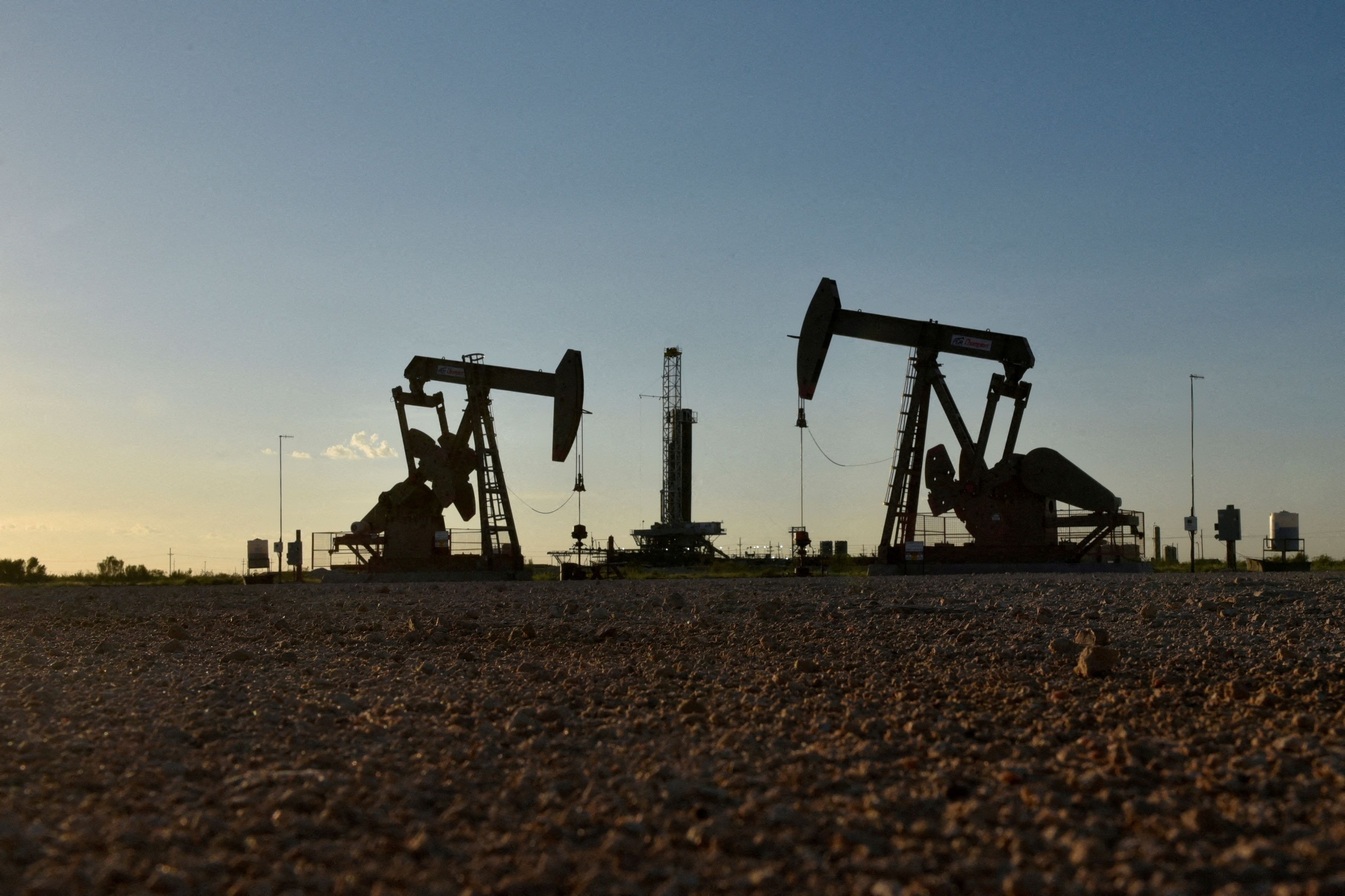 Ouro fecha em alta com alívio no petróleo e recuperação de perdas