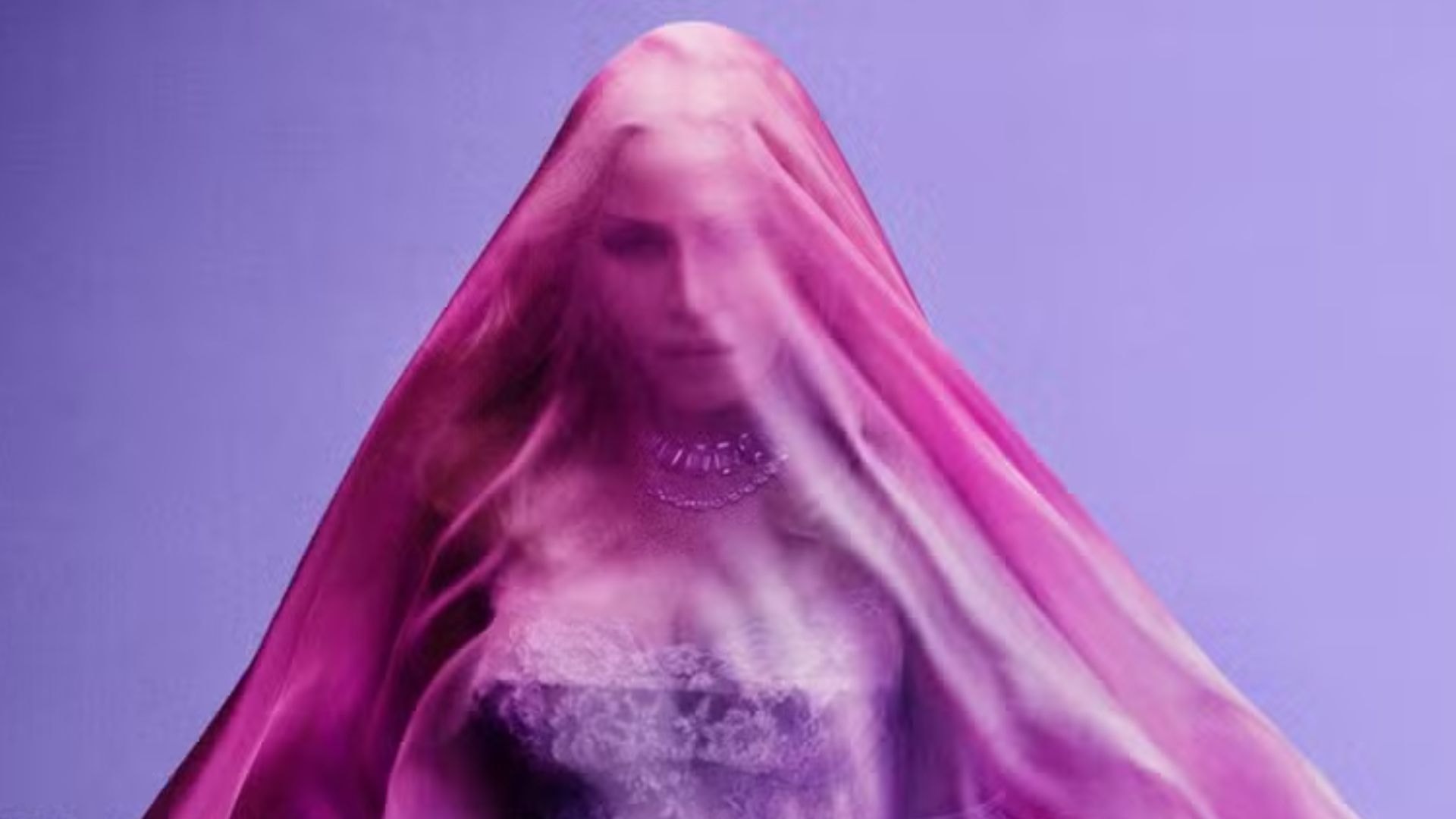 Madonna faz show surpresa em NY e apresenta hits de novo álbum