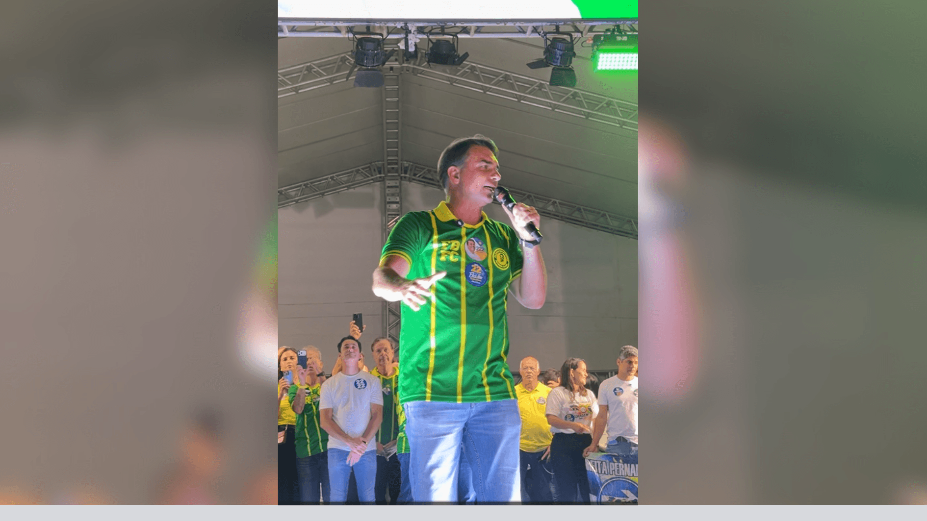 Lula é desaprovado por 53,6%; 45,4% aprovam, diz Atlas