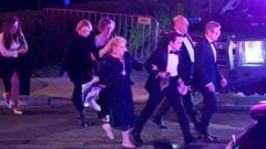 Trump é retirado às pressas após tiros serem ouvidos durante jantar em Washington