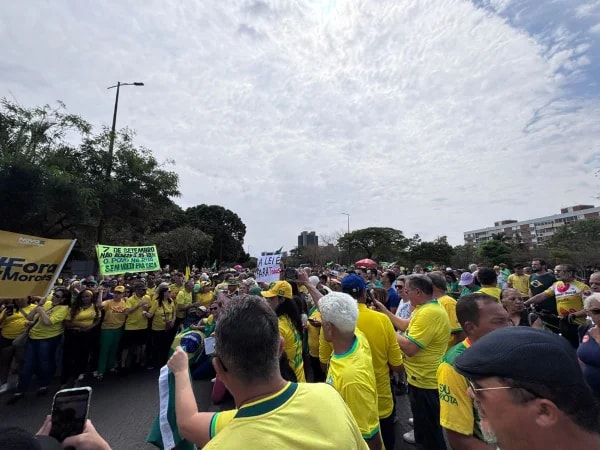 Além de SP, Michelle Bolsonaro não vai a protestos em Brasília no 7/9
