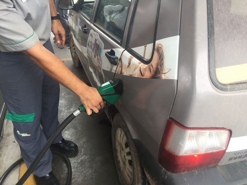 Governo aprova aumento do etanol na gasolina para 32%