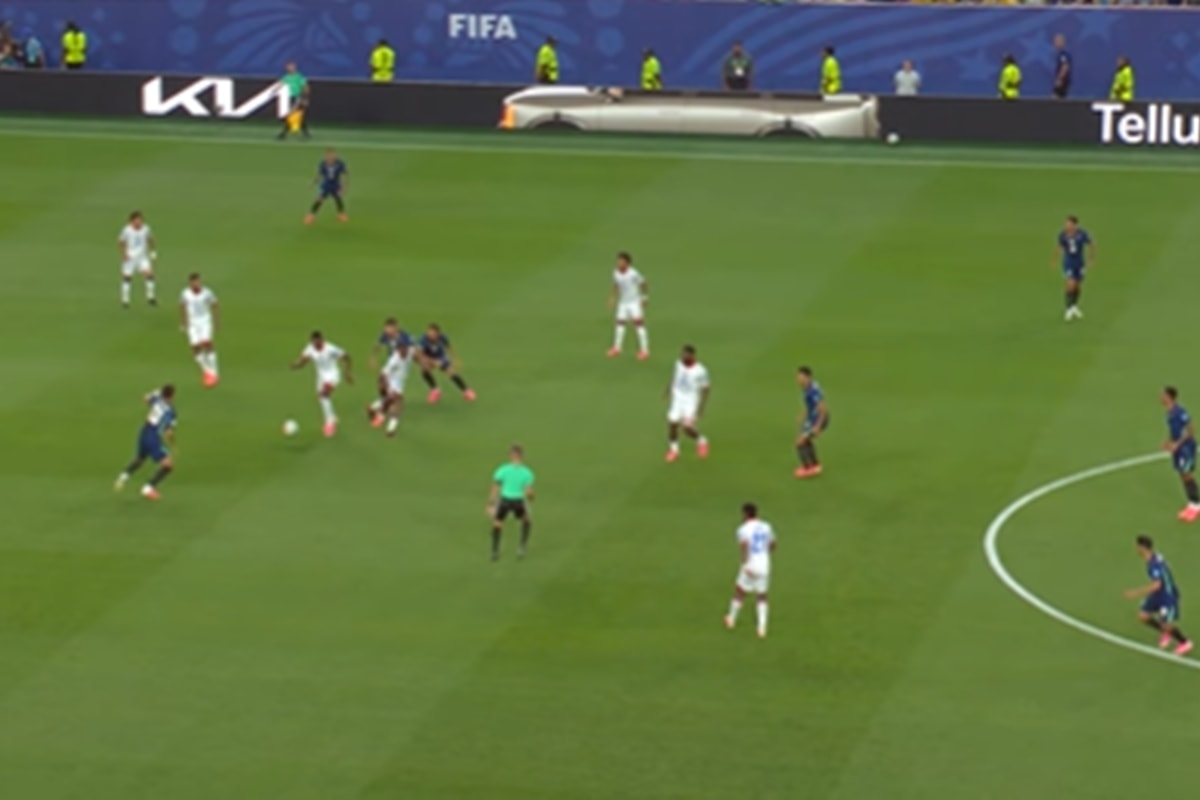 Brasil encara Haiti pela segunda rodada da Copa do Mundo. Siga