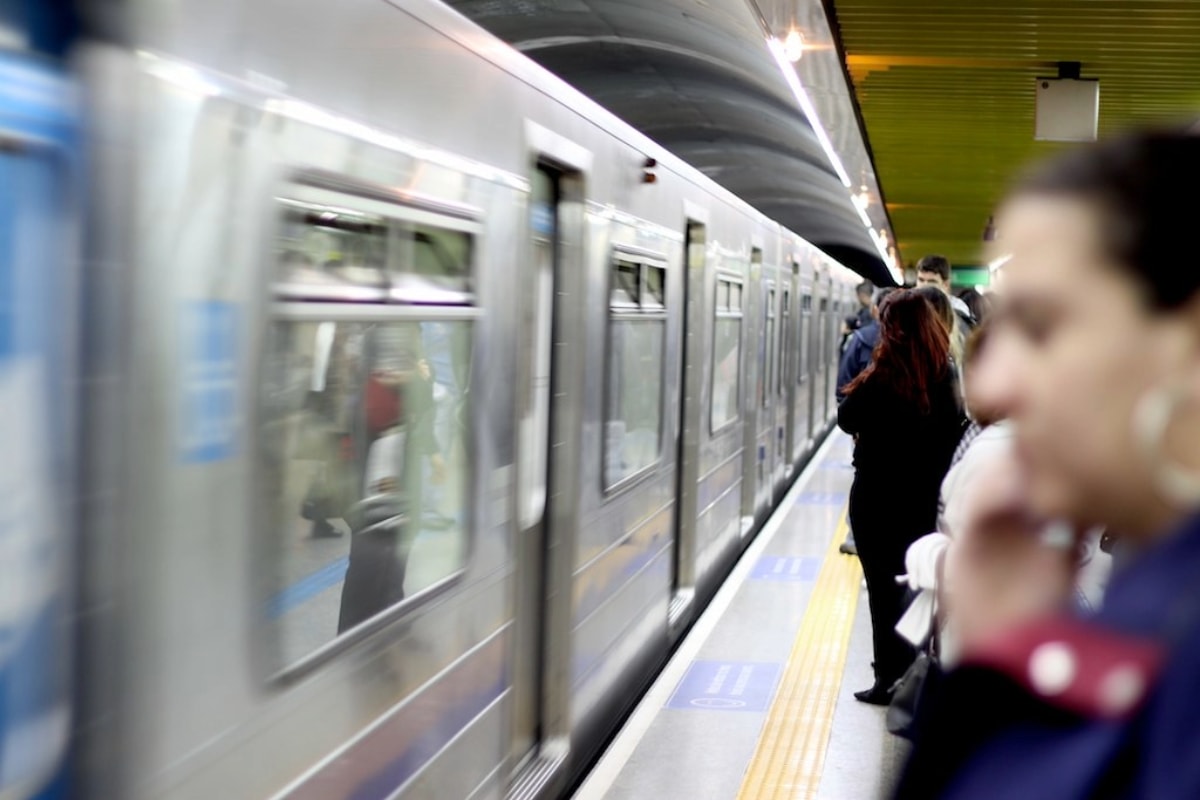 Caos nos trilhos: 3 linhas de metrô têm problemas na manhã desta sexta