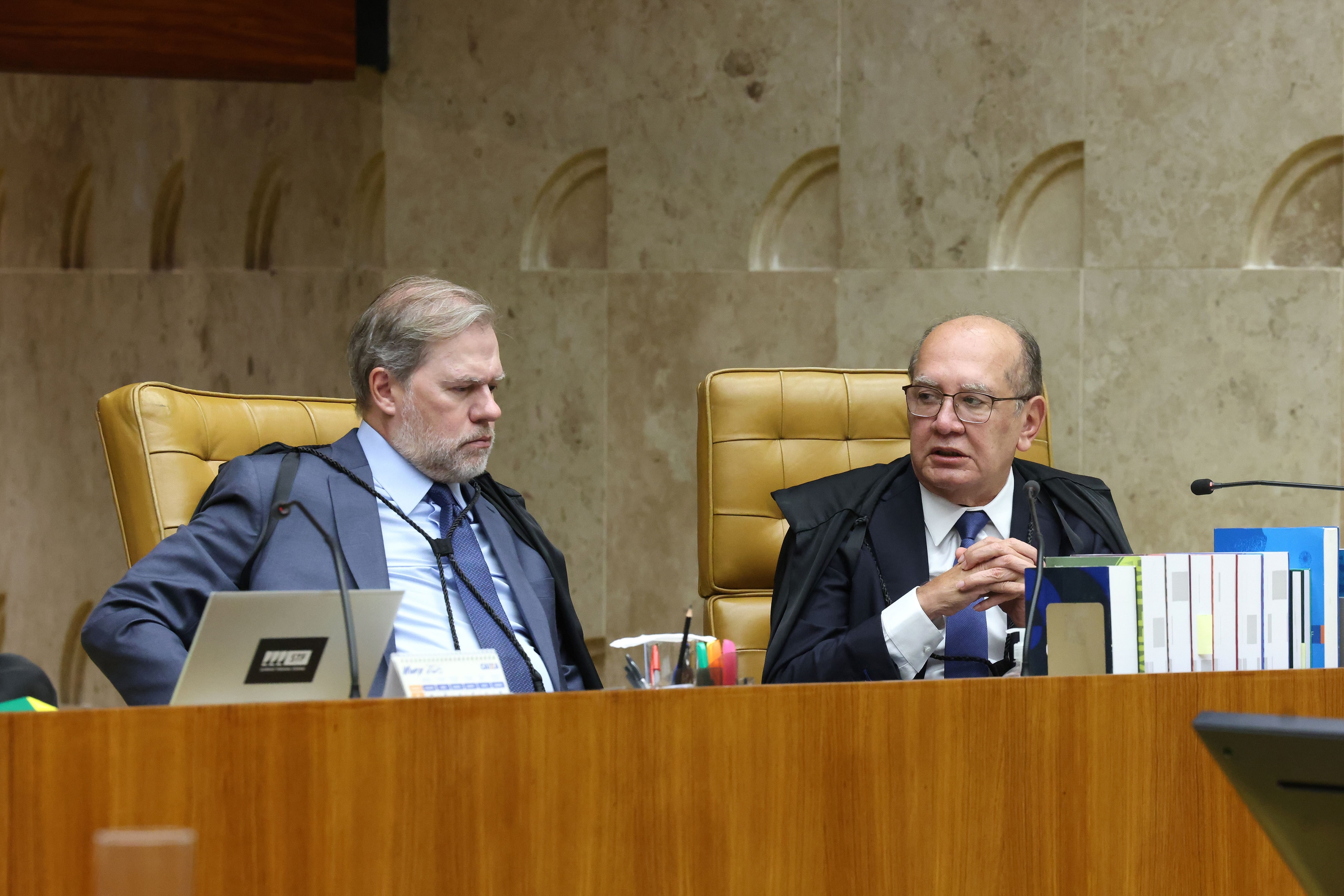 TJs usam férias e aposentadorias para justificar “penduricalhos” ao STF