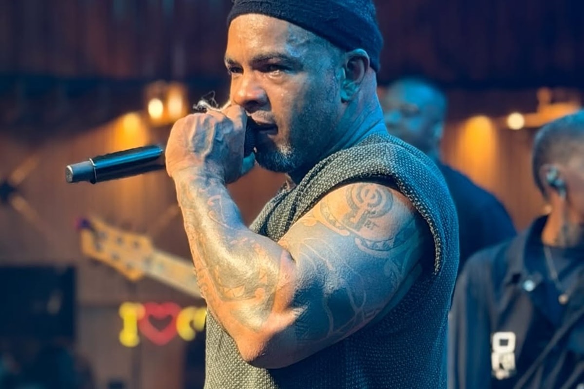 Voz de Rodriguinho vira assunto na web após show em SP e filho reage. Vídeo