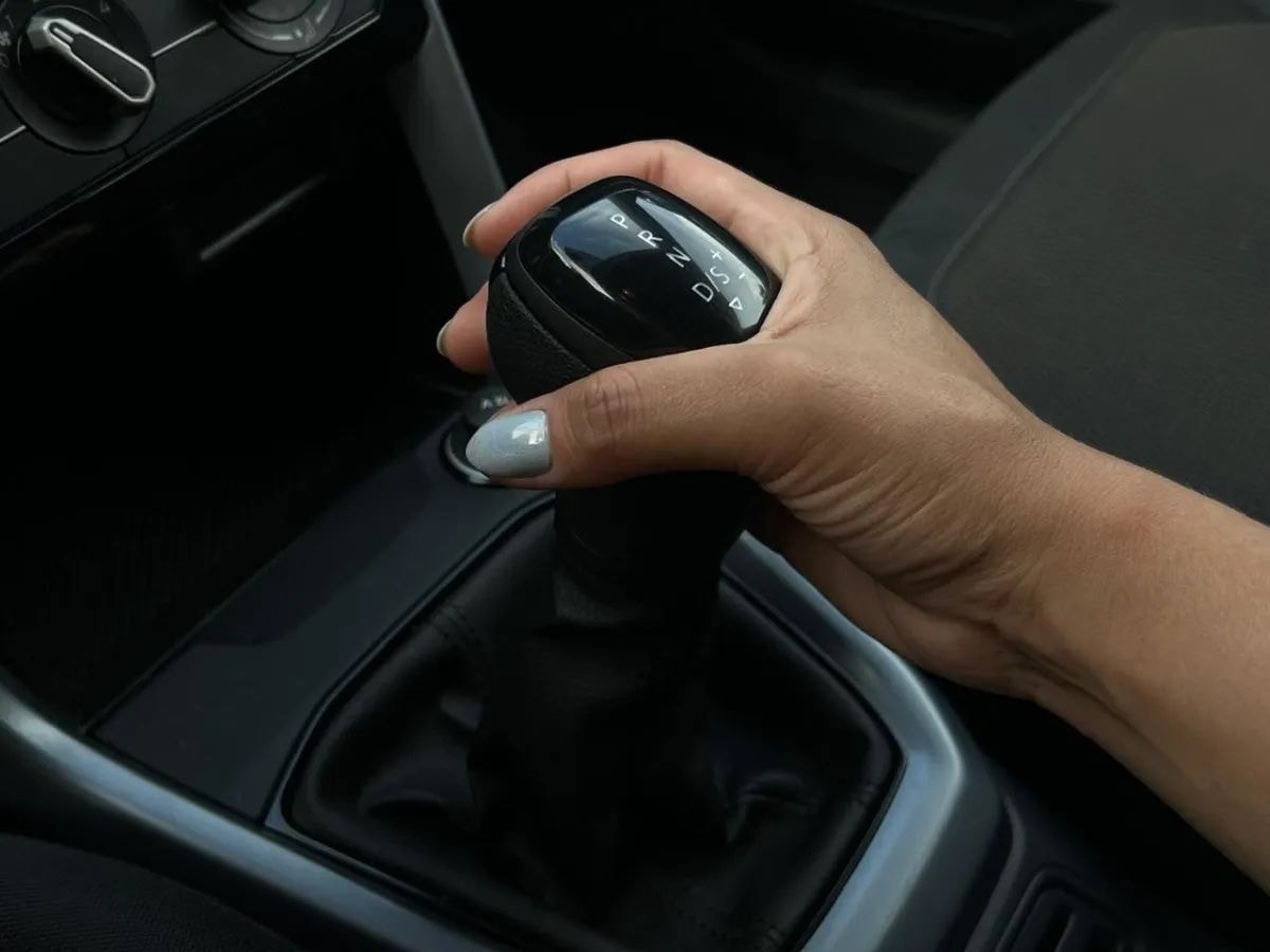 Exame toxicológico passa a ser obrigatório para tirar CNH de carro e moto