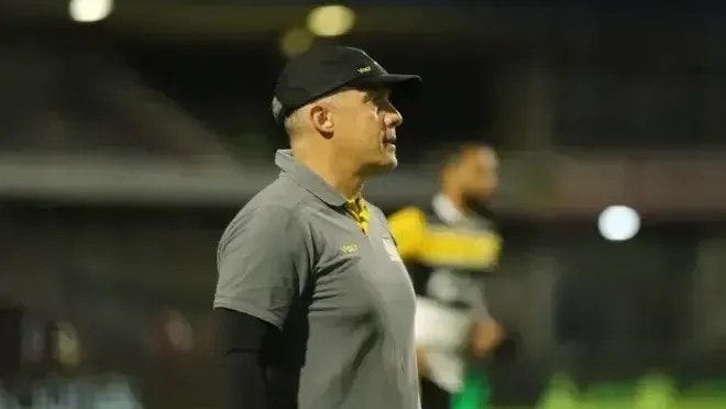 Após perder Eduardo Baptista, Criciúma anuncia técnico “por empréstimo”