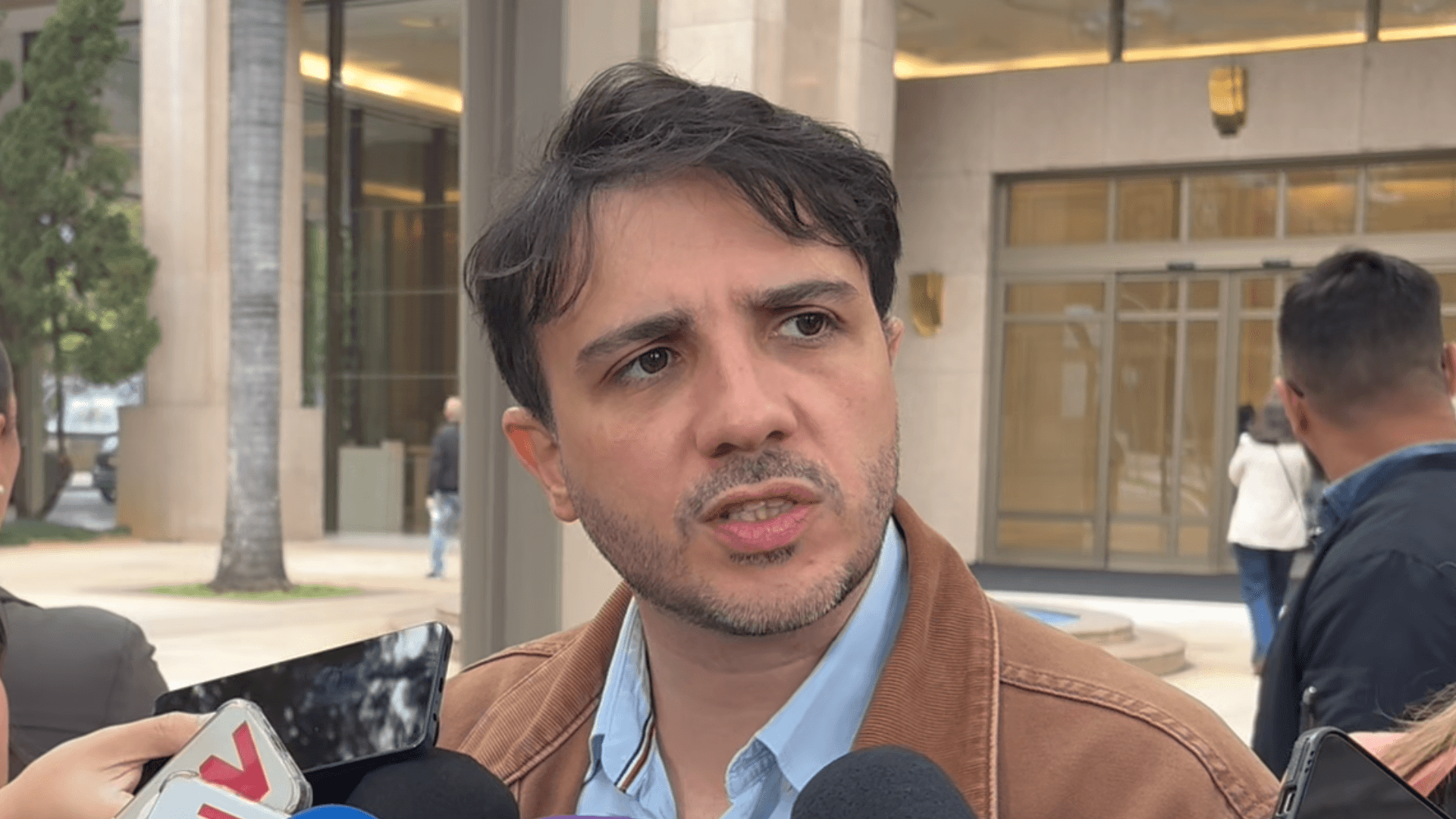Congresso prevê aprovar fim da taxa das blusinhas em 72 horas