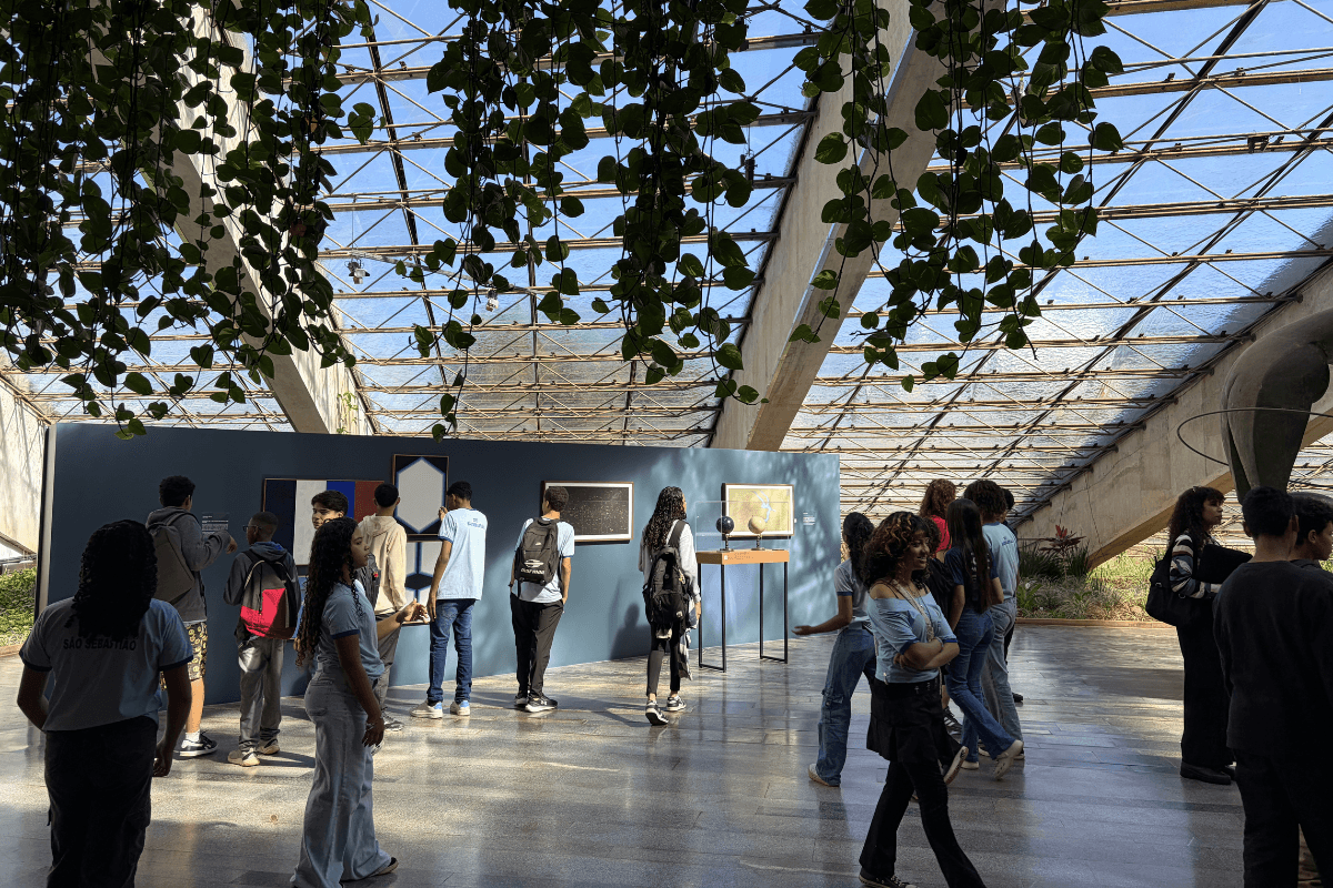 Uma mostra, muitas Brasílias: conheça Constelações Contemporâneas