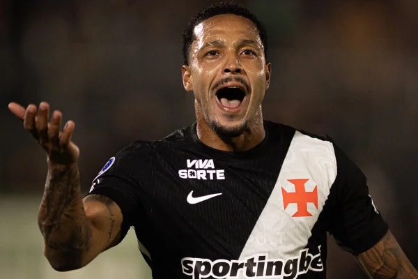 No Paraguai, Vasco goleia Olimpia e vai às quartas da Sul-Americana