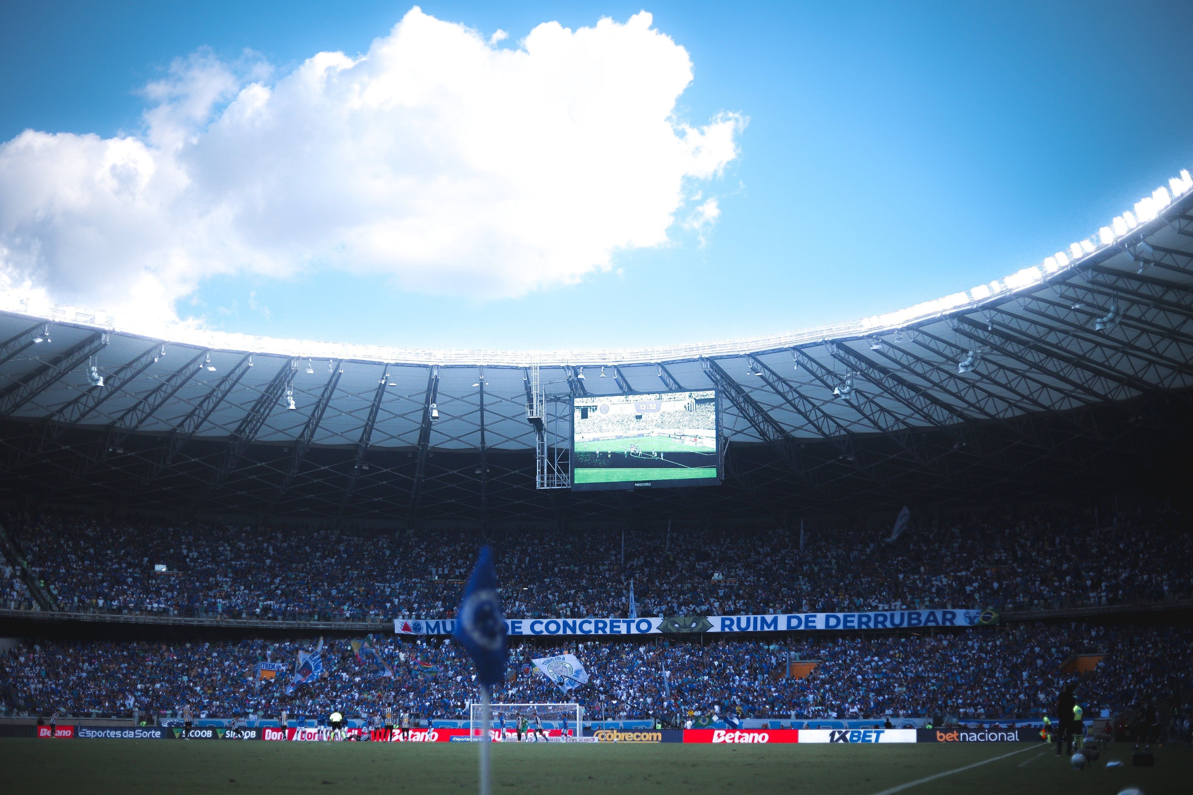 Cruzeiro x Chapecoense: escalações e onde assistir ao jogo do Brasileirão