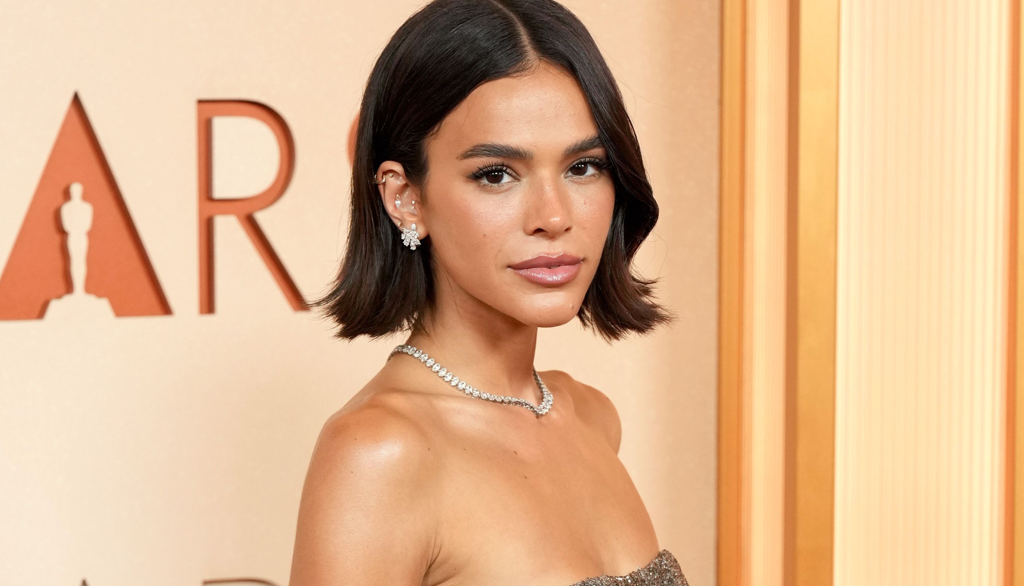 Bruna Marquezine em Hollywood: atriz é anunciada em série internacional