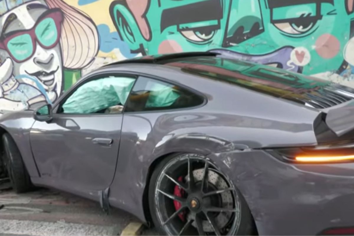 Influenciador publicou vídeos da Porsche envolvida em acidente em SP. Veja vídeo