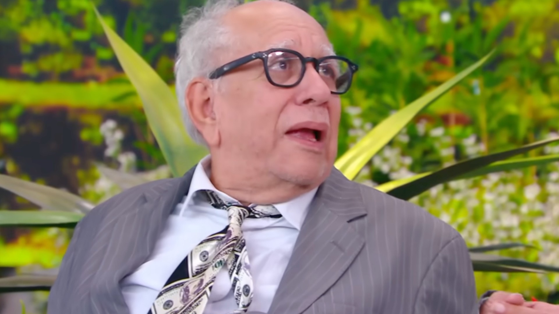 Zema sugere que Gilmar parece personagem de “A Praça é Nossa”