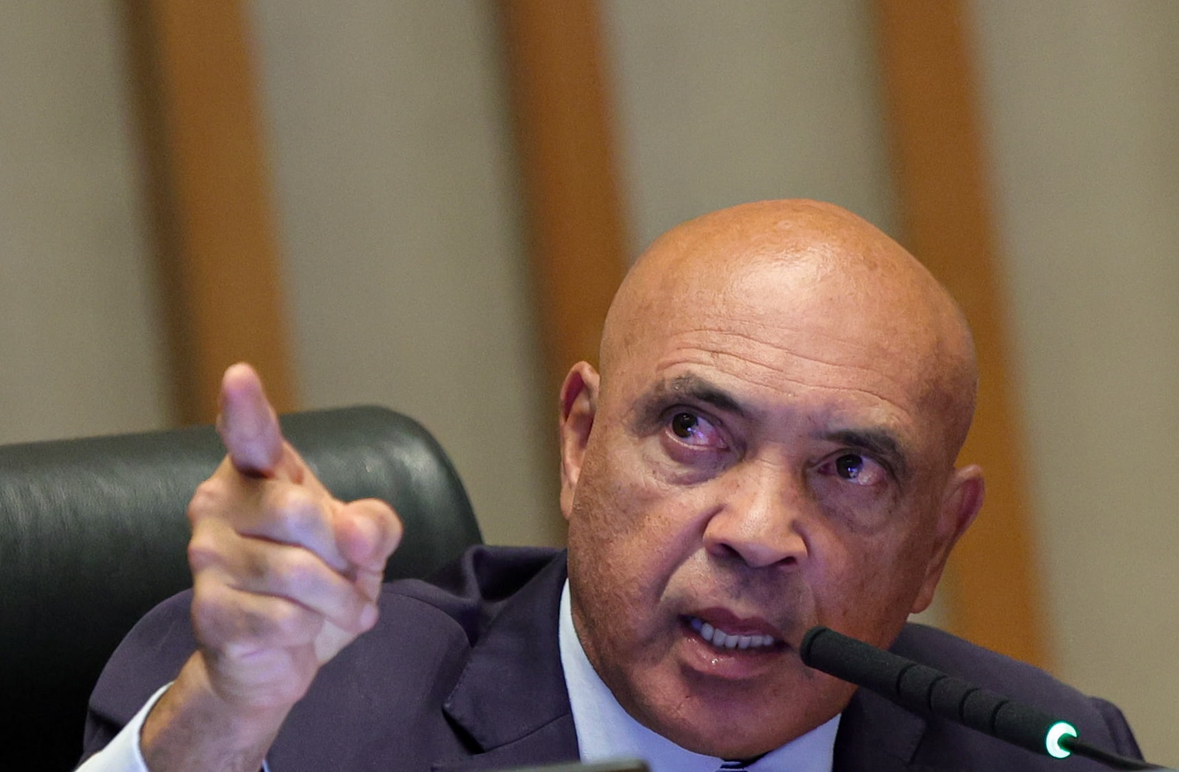 Apoiadores de Wellington Luiz dizem que pedido de intervenção é traição de "grupelho"