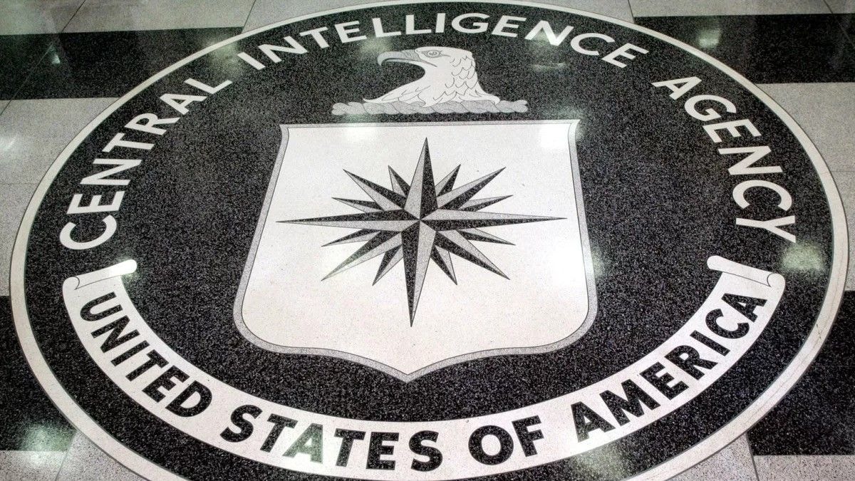 Chefe da espionagem russa confirma reunião com diretor da CIA em Moscou