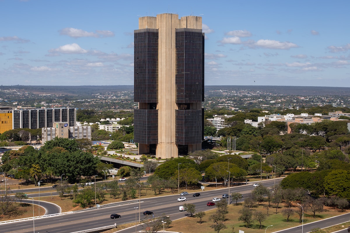 Focus: mercado reduz projeções de crescimento do PIB até 2028