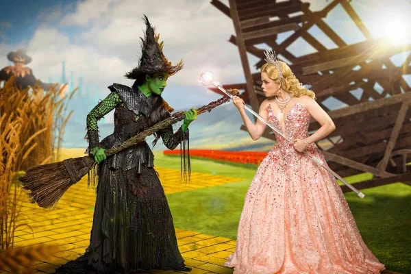 Quem é Myra Ruiz, atriz que foi pedida em casamento no palco de Wicked