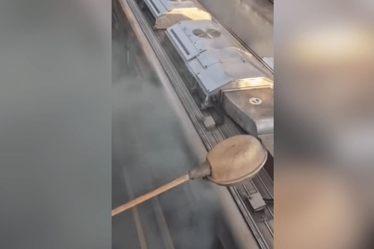 Trem da Linha 8-Diamante é esvaziado após superaquecimento no motor