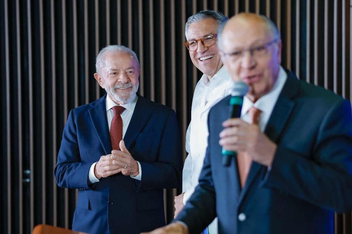 Lula diz que "algum dia" ele e Alckmin serão candidatos outra vez