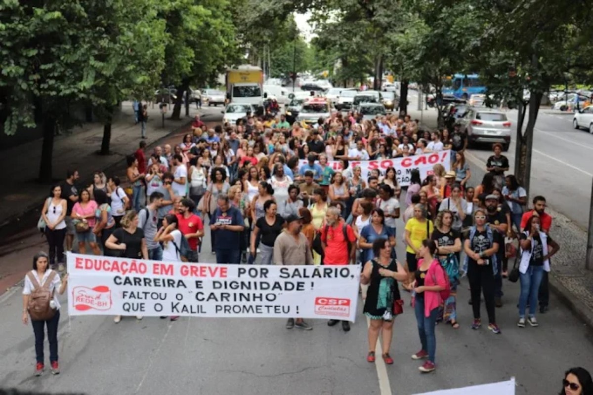 Servidores denunciam “calote” em reposição de greve; PBH diz que vai pagar