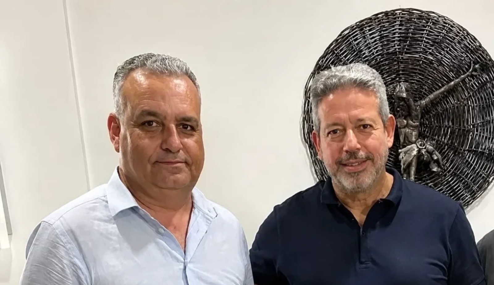 Lira e Gaspar selam aliança e lançam chapa ao Senado por Alagoas