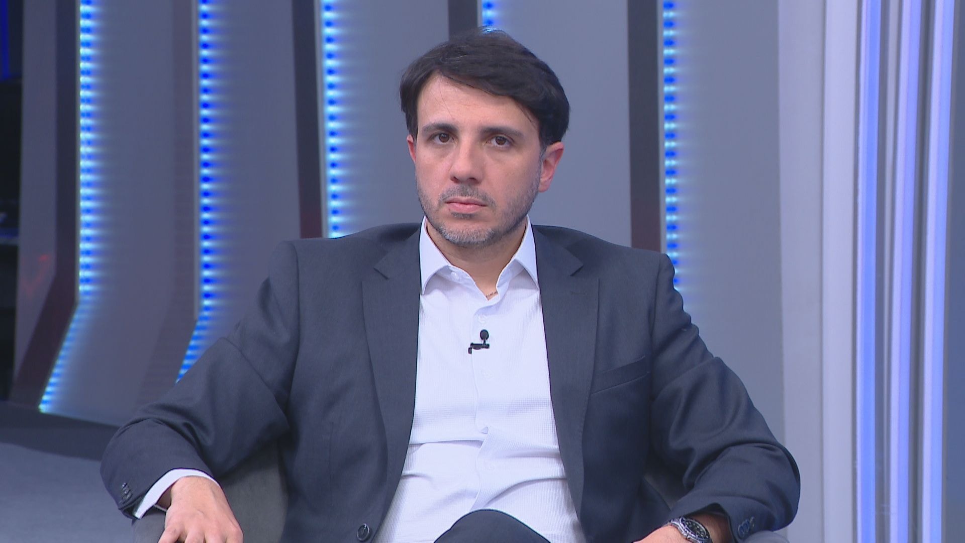 Emendas devem ser definidas pelo governo federal, diz Renan Santos à CNN