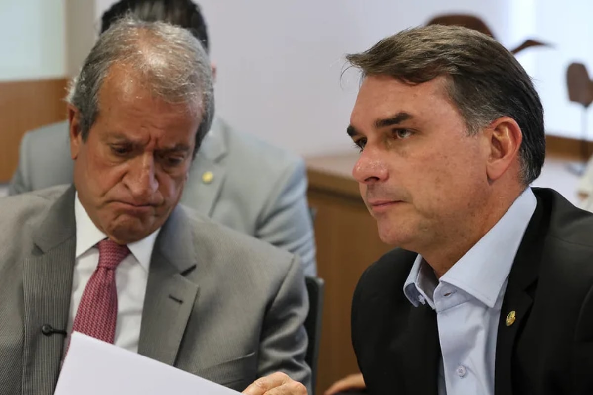 Bolsonaro vai indicar o vice de Flávio, afirma Valdemar Costa Neto