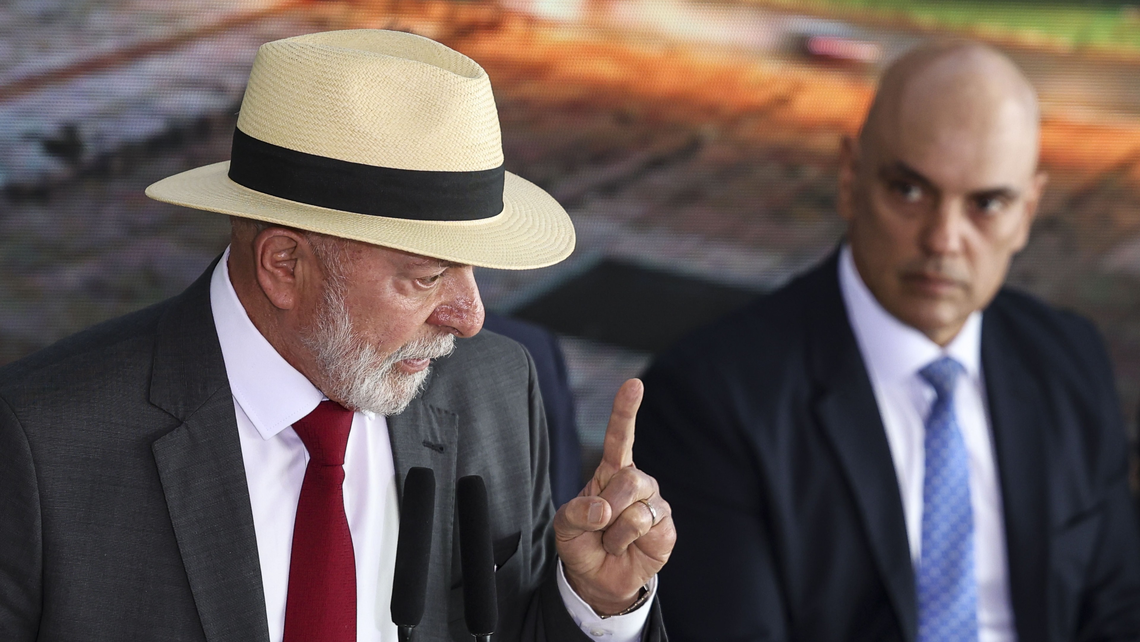 Lula diz defender “pessoalmente” fim das bets e sugere “decisão drástica”