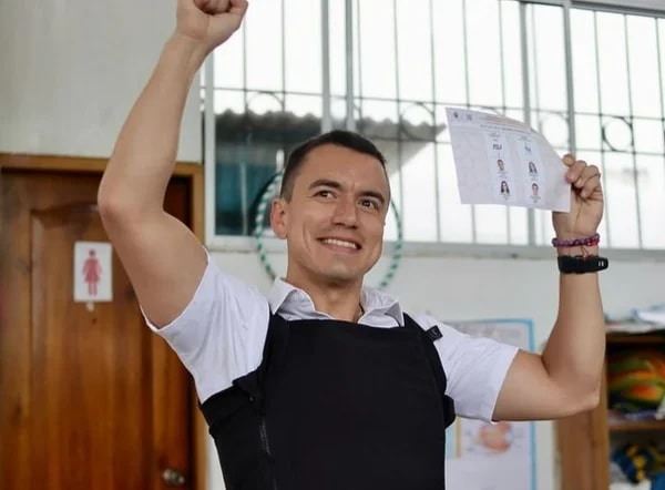 Equador: Noboa oficializa plano de segurança contra o crime organizado