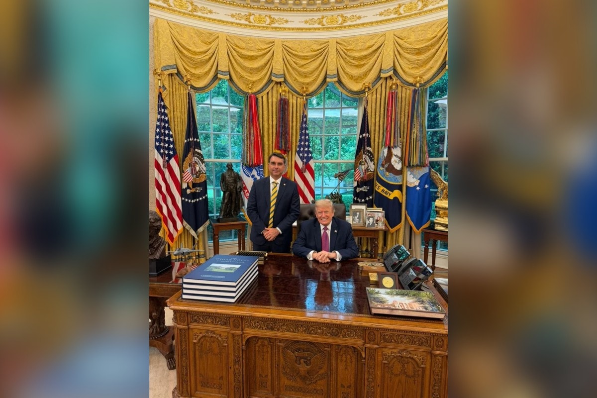 Flávio é recebido por Trump na Casa Branca; saiba bastidores