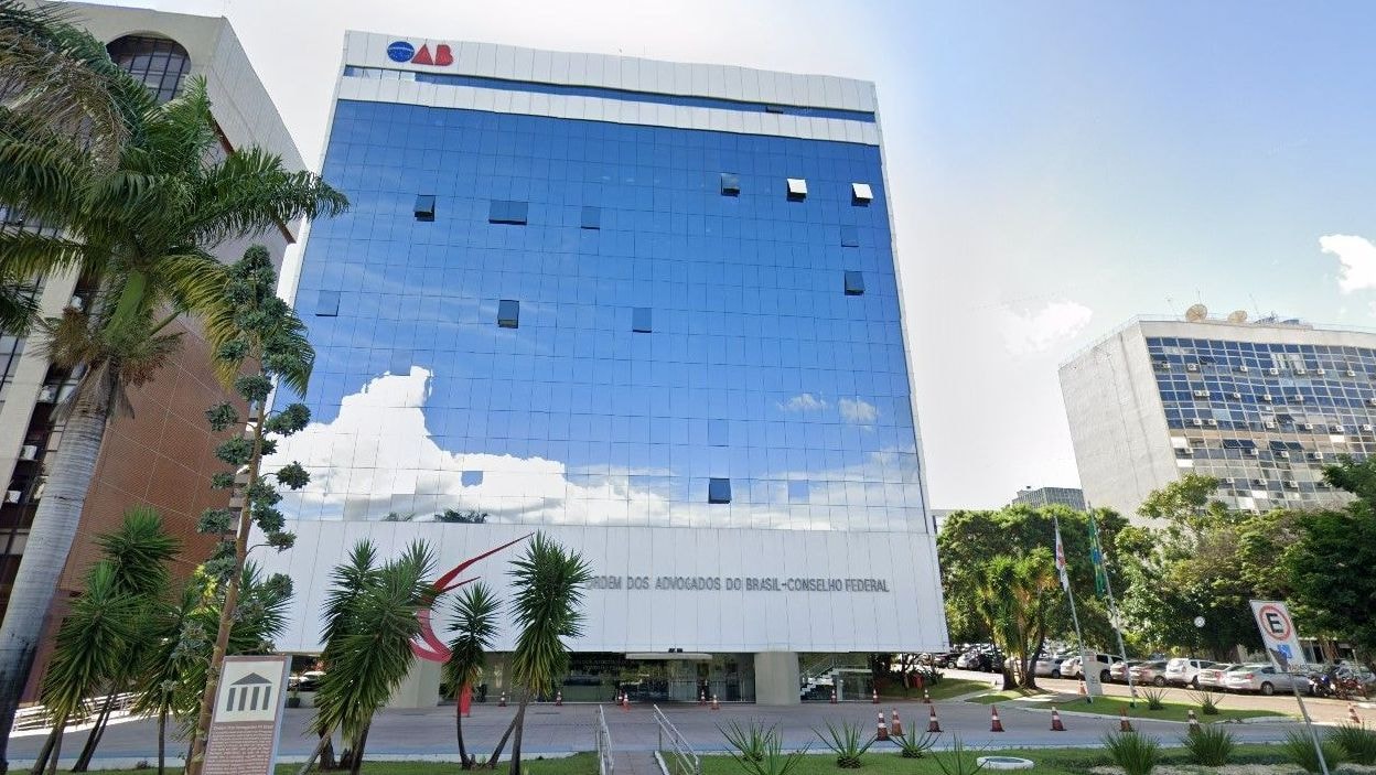 OAB suspende advogadas após tentarem enganar IA em processo no Pará