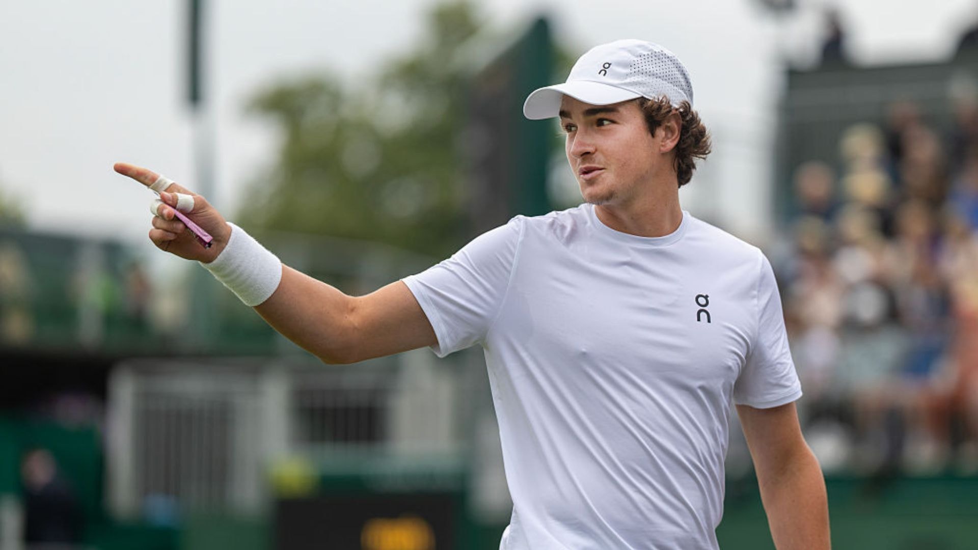 João Fonseca avança em Wimbledon; saiba quando será seu próximo confronto