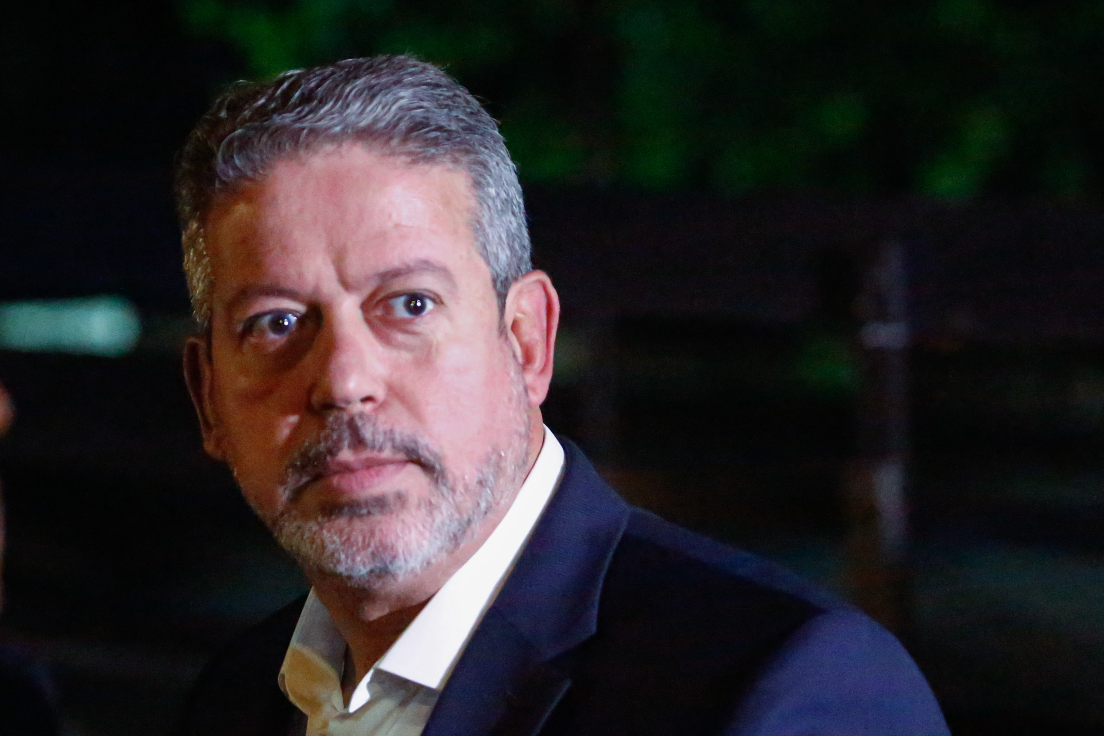 Lira chega ao Senado e já define prioridades para o mandato
