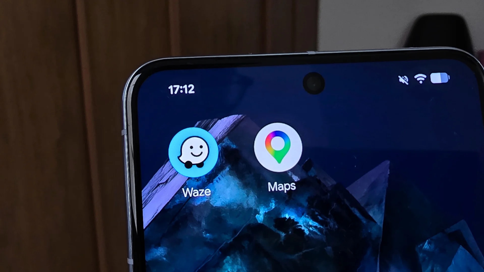 Waze vs Google Maps: qual é o melhor para o dia a dia no trânsito?
