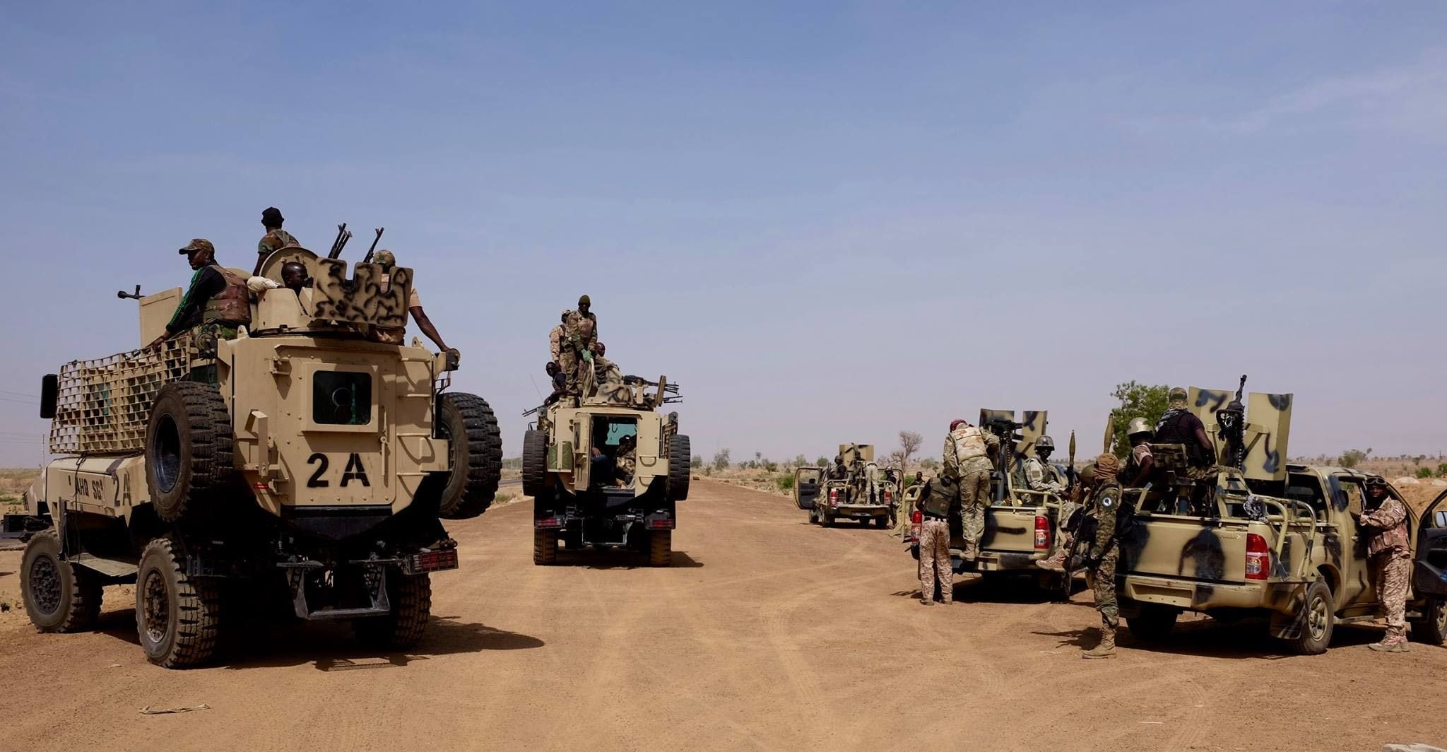 Ataque a comboio militar na Nigéria deixa ao menos 15 mortos