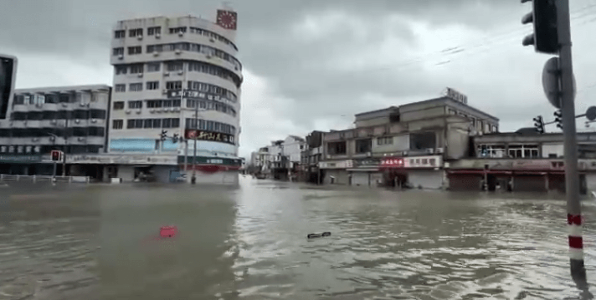 Vídeo mostra “tempestade de nuvem” em formação nos EUA