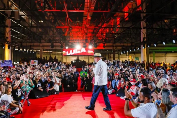 Lula priorizará campanha após expediente e nos fins de semana